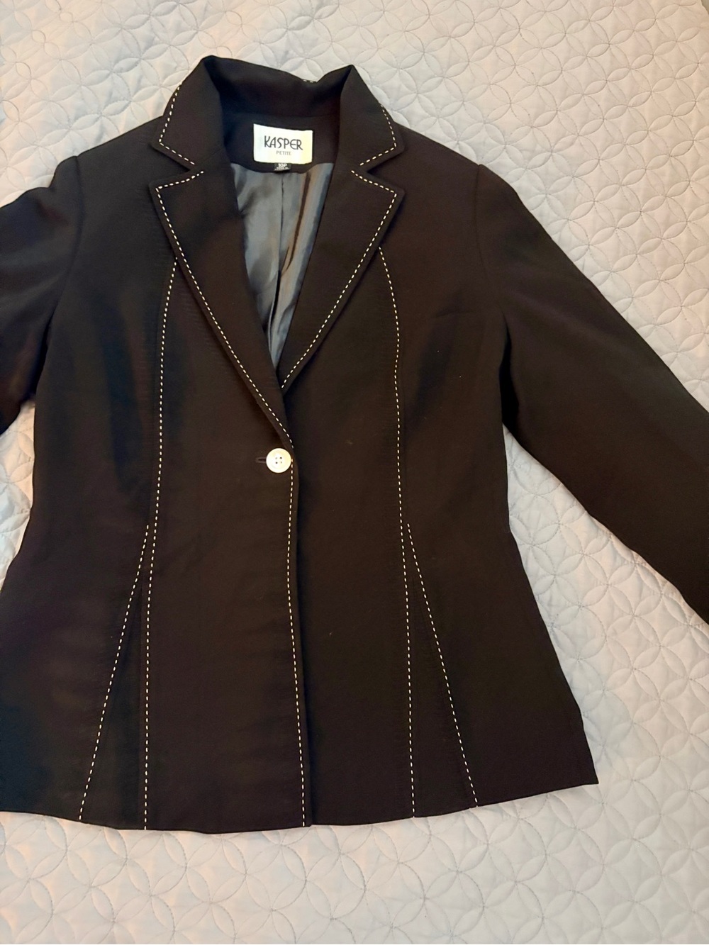 Kasper Women's Black Tailored Blazer | Size 10P